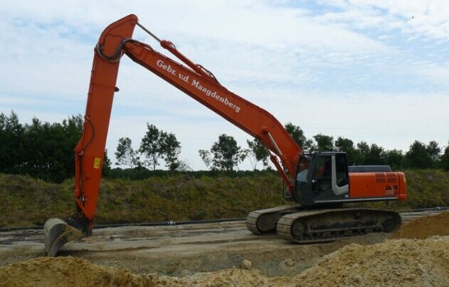 挖機(jī)加長臂廠家、挖掘機(jī)加長臂定做、挖掘機(jī)加長臂改裝