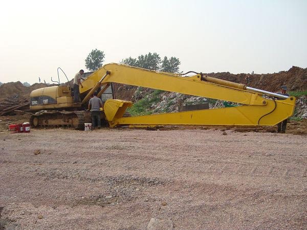 挖掘機(jī)加長(zhǎng)臂、加長(zhǎng)臂、挖掘機(jī)改裝加長(zhǎng)臂、挖掘機(jī)加長(zhǎng)臂廠家